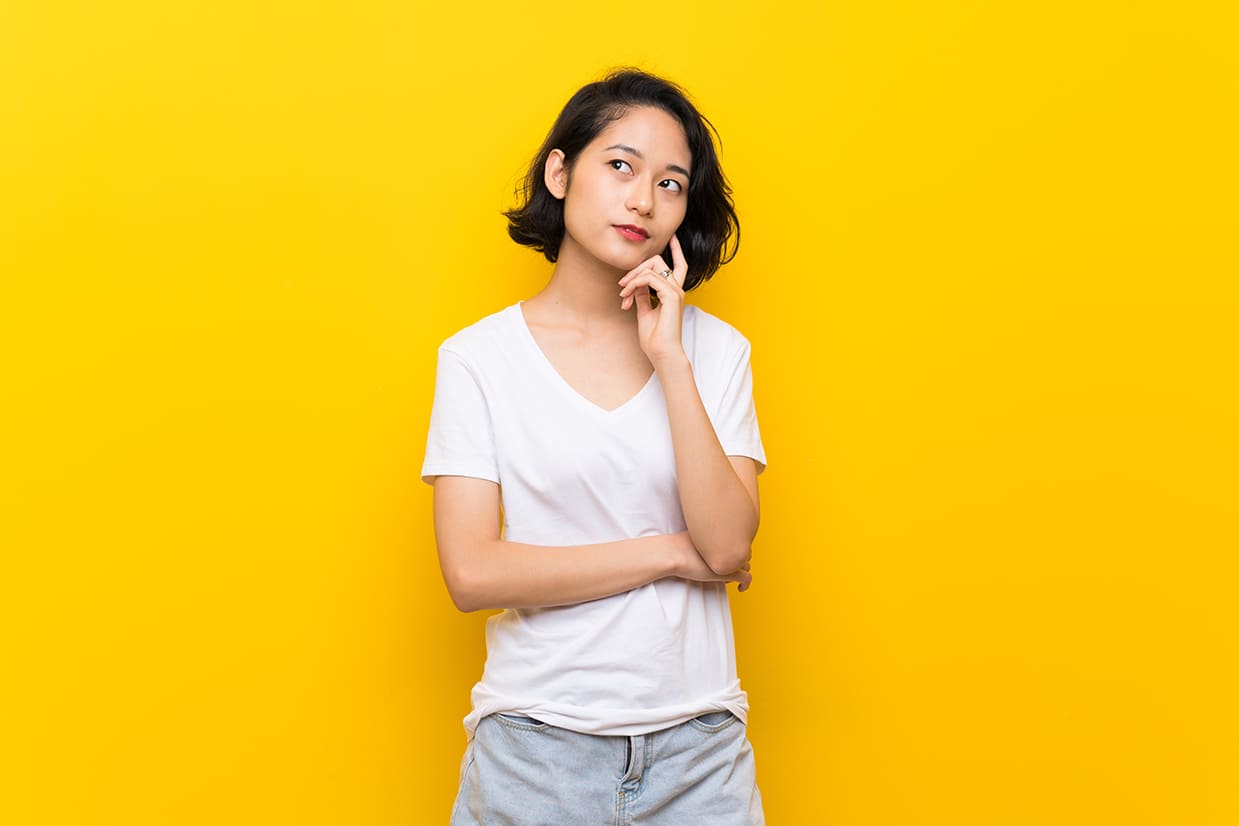 12 Model Rambut Medium Wanita, Stylish & Mudah Diatur